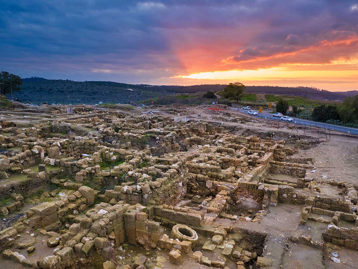 Beit-Shemesh-1200px-width
